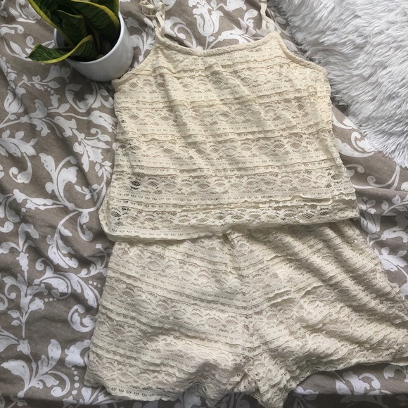 Romper with laces - Picture 1 of 2